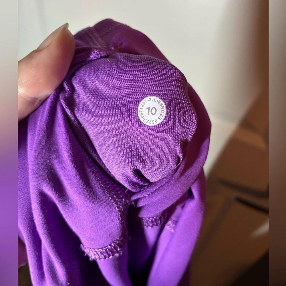 *Final Price* Lululemon Align High-Rise Crop 23